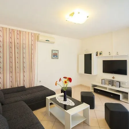 펜션 House Marija Zrnovo