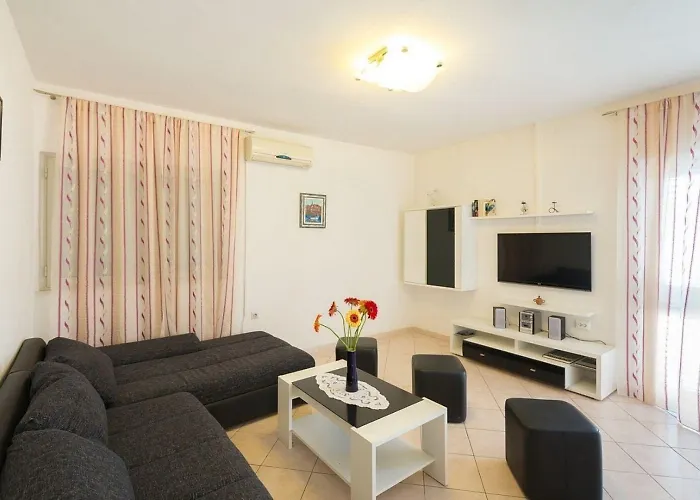 Holiday home House Marija Zrnovo